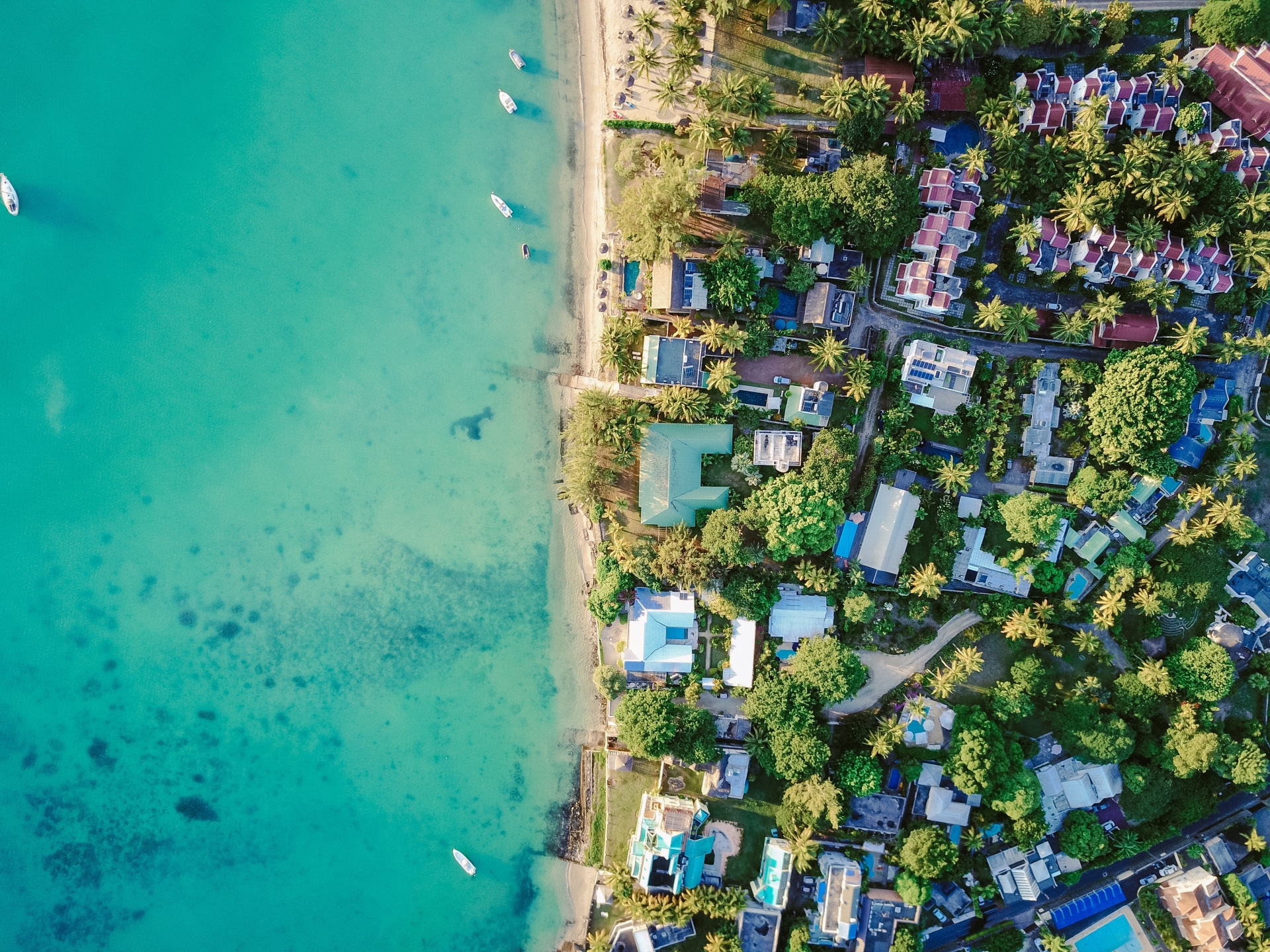 As principais vantagens de ter um imóvel na praia