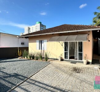 Casa em Joinville, Bom Retiro